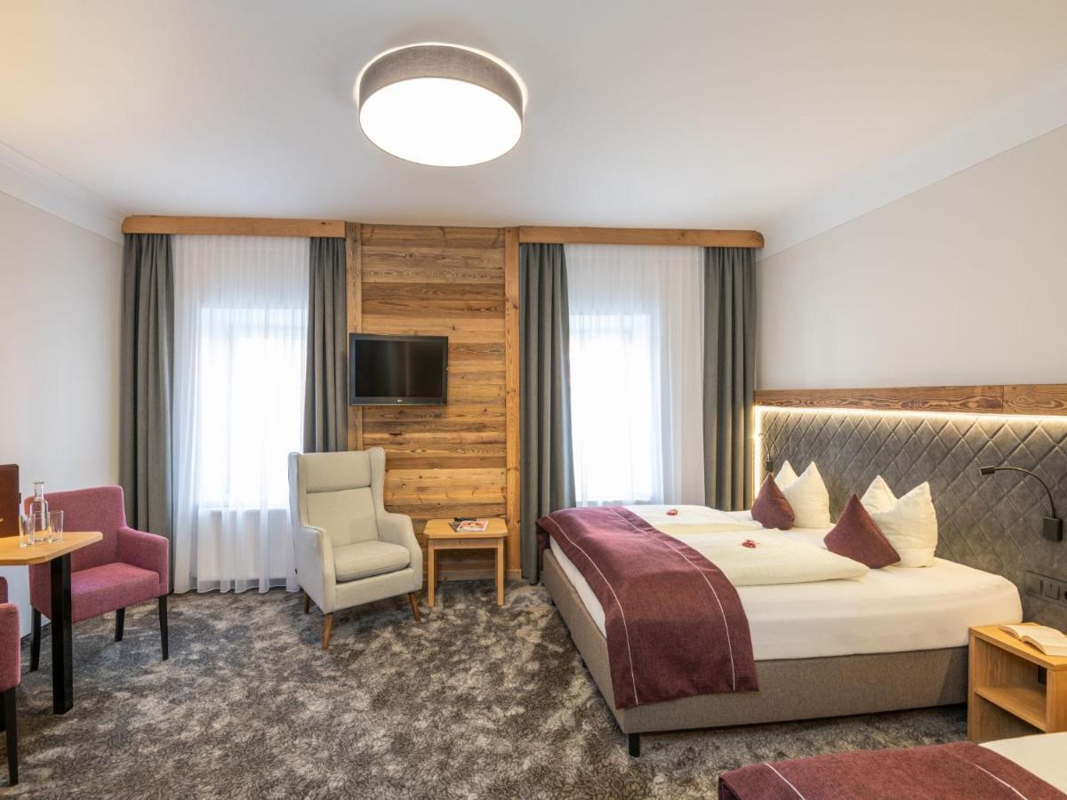 Hotel Stegerbraeu Радштадт Екстер'єр фото