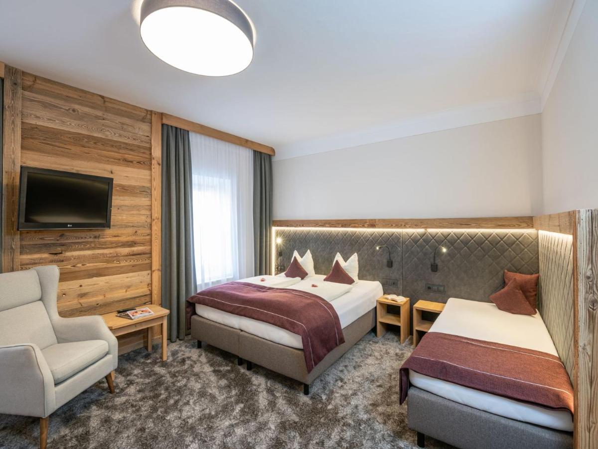 Hotel Stegerbraeu Радштадт Екстер'єр фото